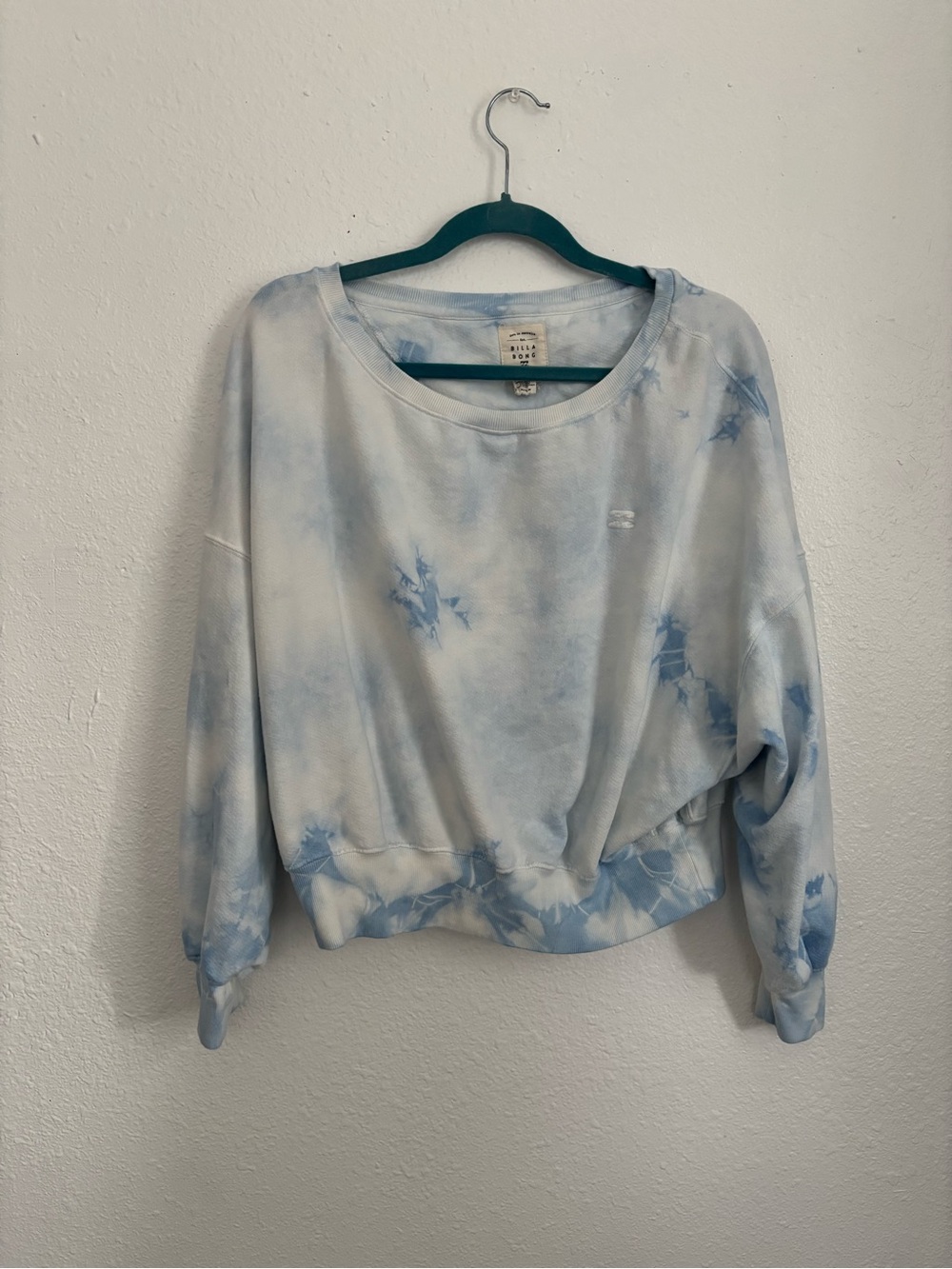 Billabong Women's Light Blue & White Tie-Dye Cropped Pullover